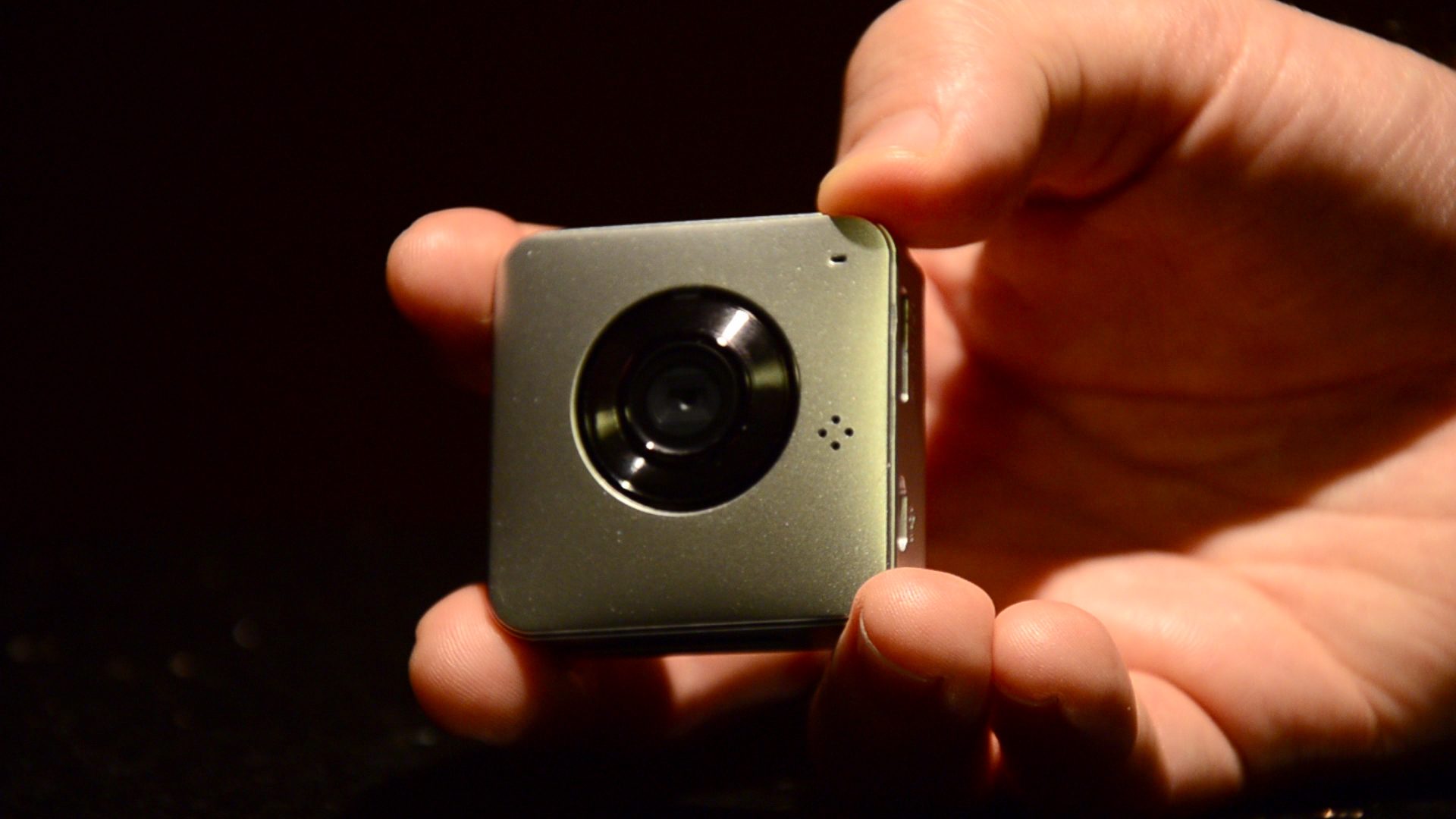 World's First Tiny Wearable HD Video Logging Camera